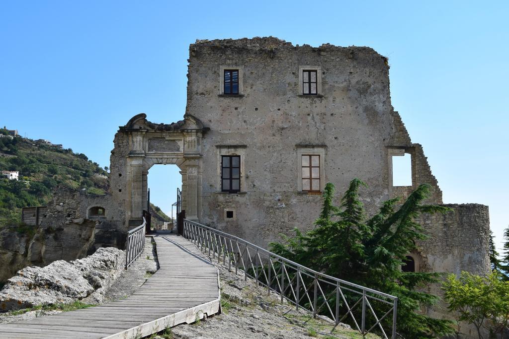 Guest House Mare E Luna Fiumefreddo Bruzio Exterior foto